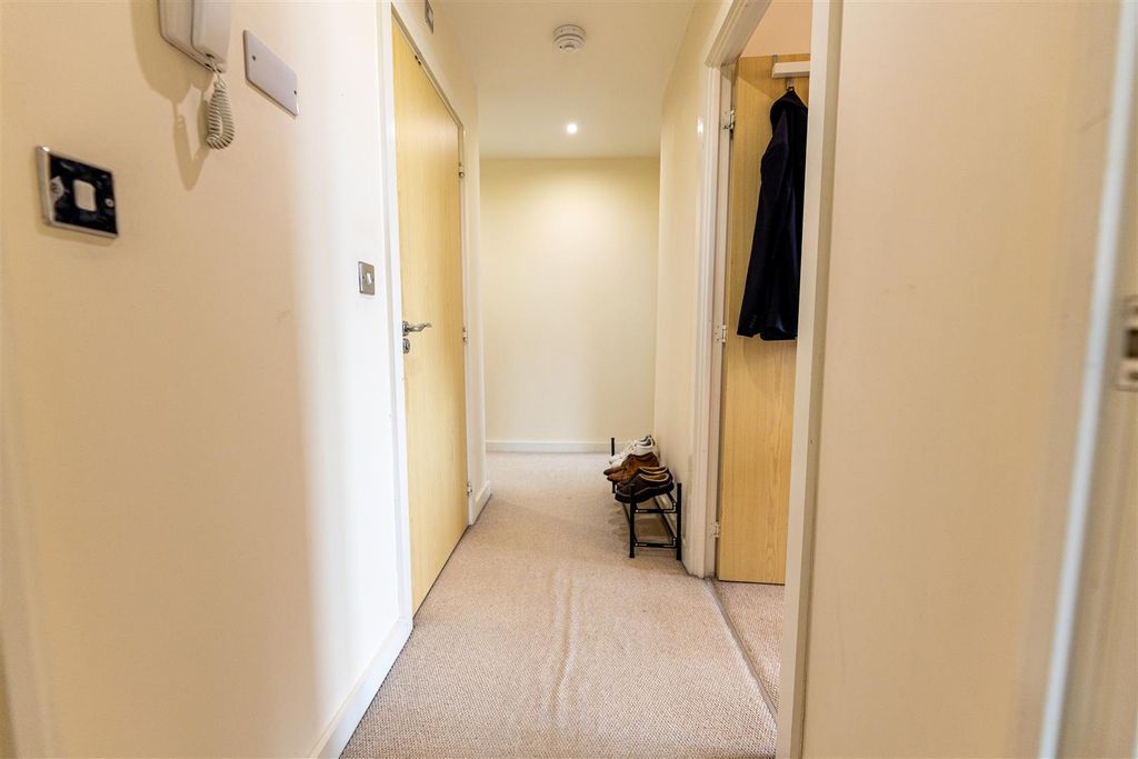 Additional image 13 of 2 bed flat for saleBasin Road, Worcester WR5