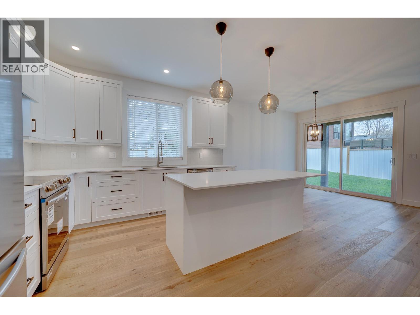 Additional image 3 of 2244 Valleyview Drive, Kamloops, BC, V2C4C7