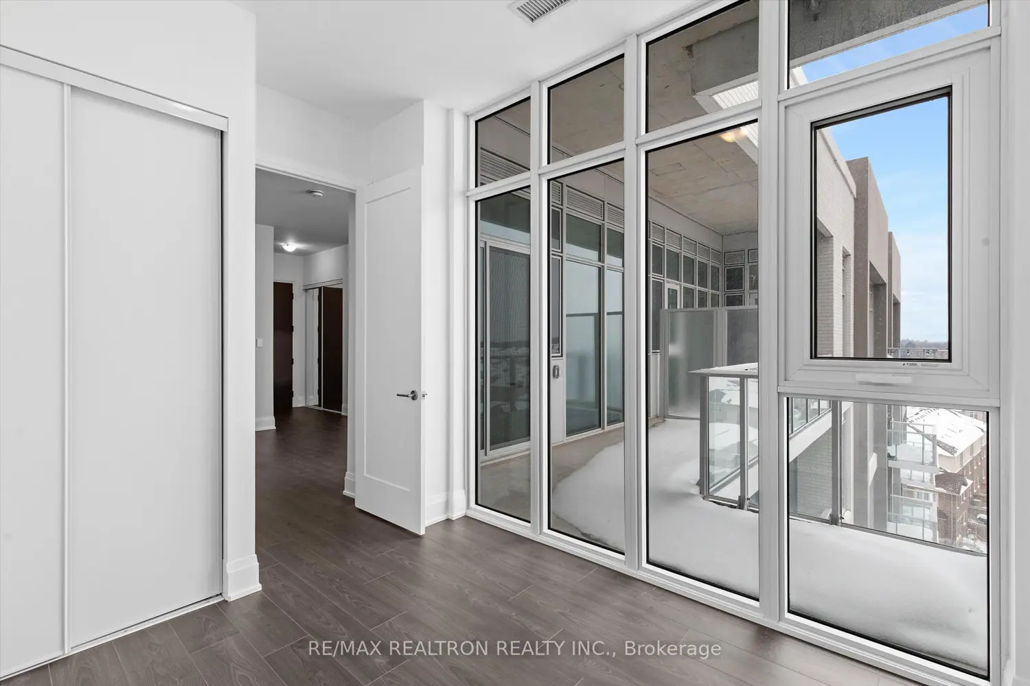 Additional image 10 of 412 Silver Maple Road Ph120