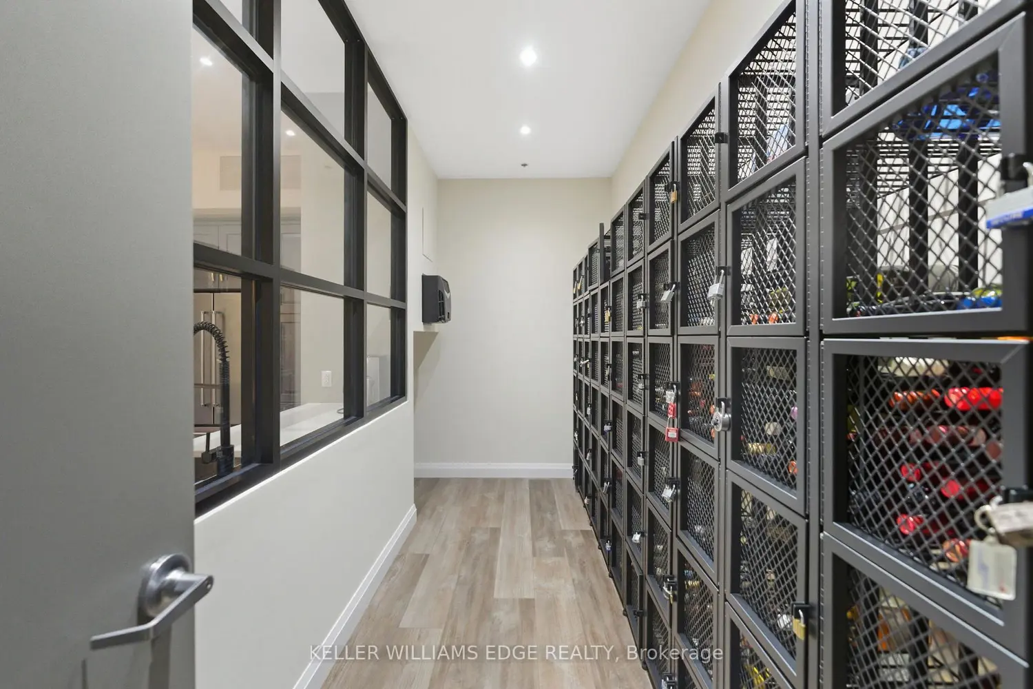 Additional image 16 of 1 Redfern Avenue 425