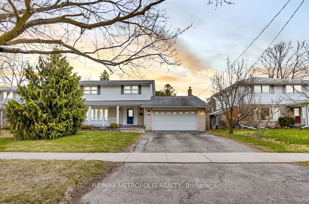 100 Warren Road, Kitchener, ON, N2M 4T4