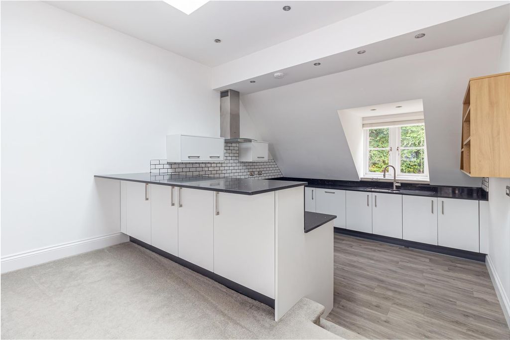 Additional image 5 of 3 bed flat for saleHolywell Road, Malvern WR14