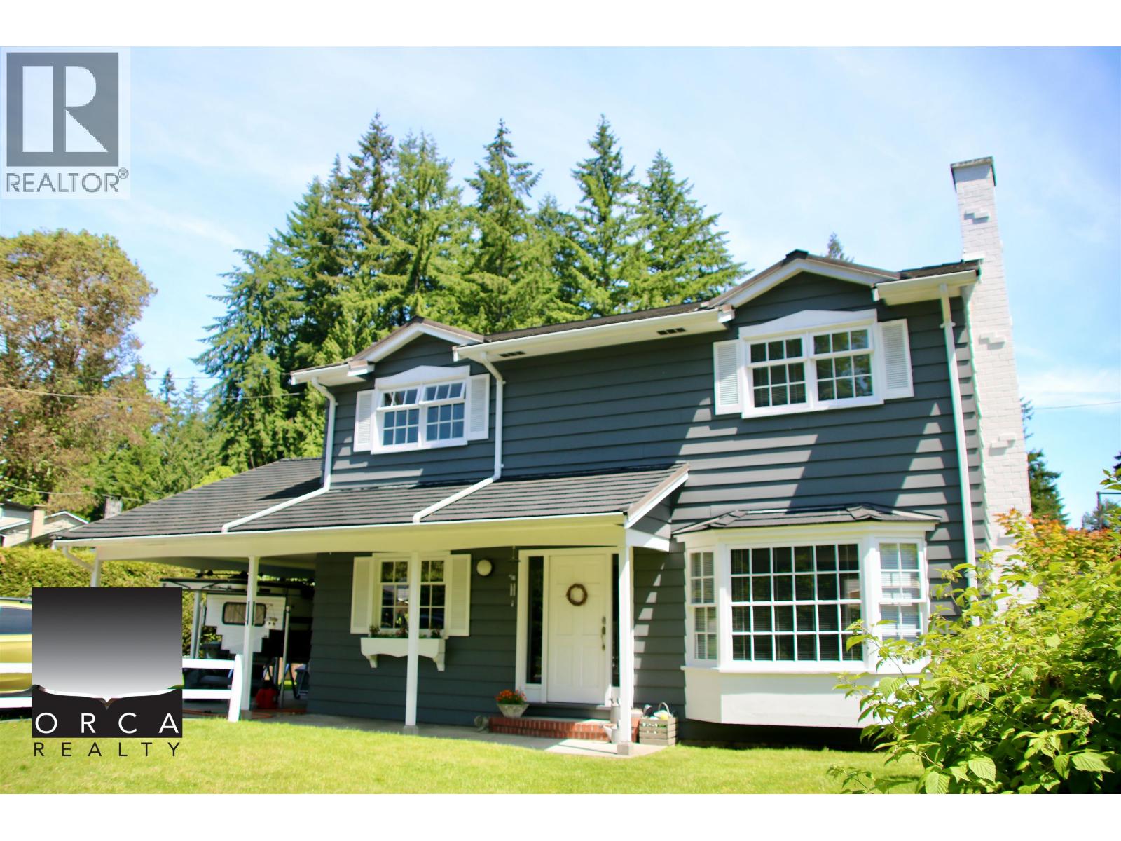 3822 LYNN VALLEY ROAD