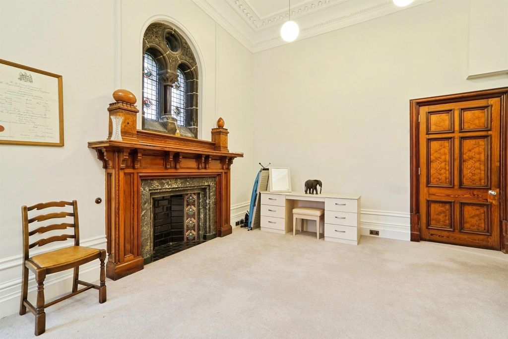 Additional image 11 of 3 bed flat for saleSpenfield Court, Leeds LS16
