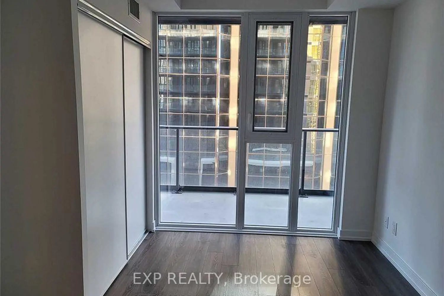 Additional image 10 of 20 Edward Street 607