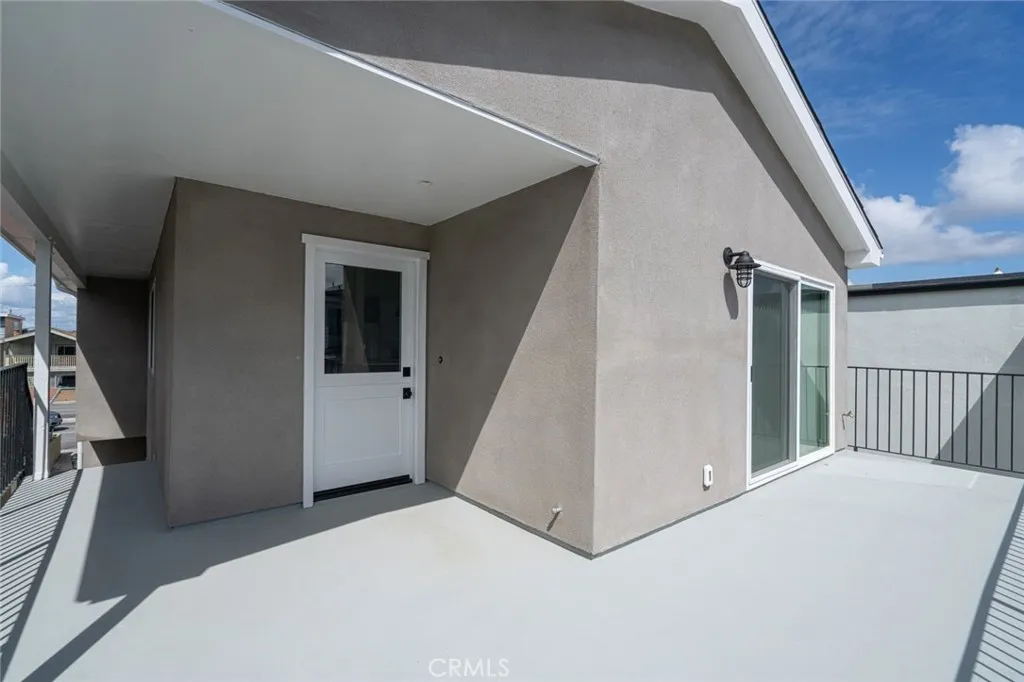 Additional image 6 of 905 W Balboa Blvd, Newport Beach, CA 92661