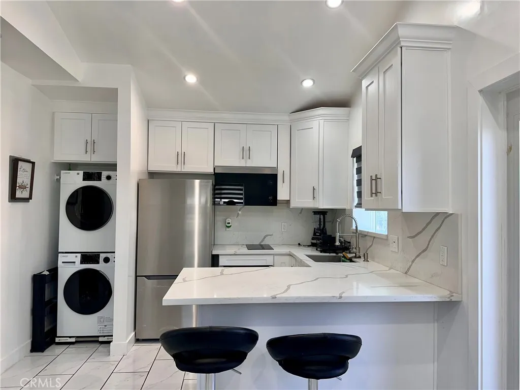 Additional image 32 of 7013 Bellaire Ave, North Hollywood, CA 91605