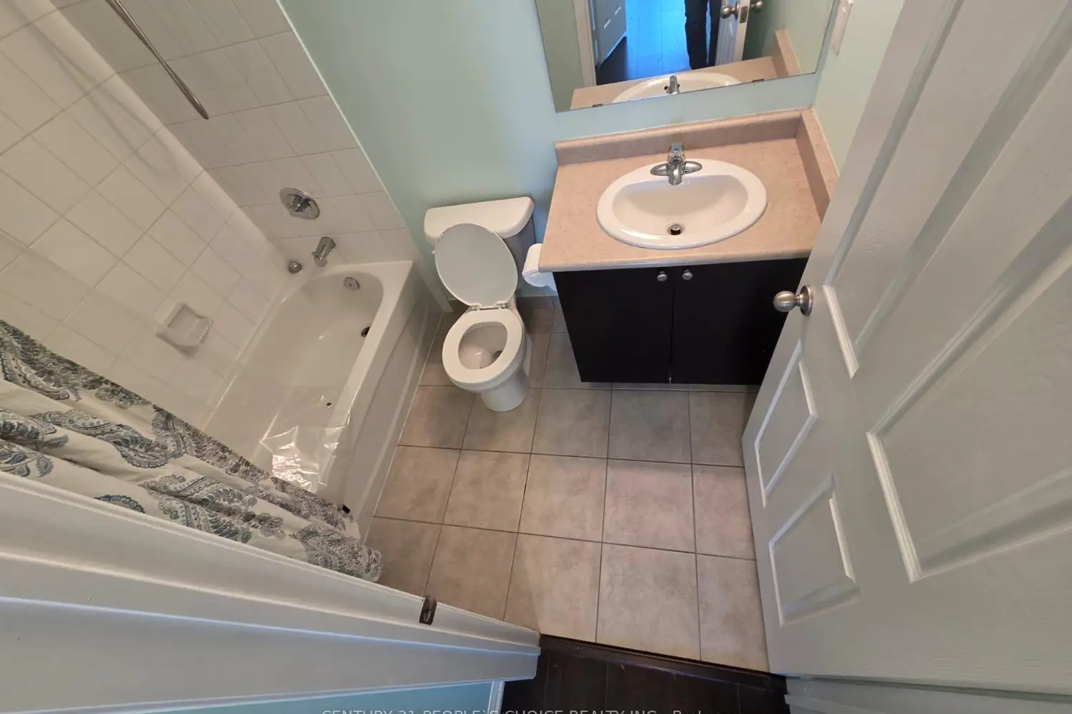 Additional image 12 of 3075 Thomas Street 308