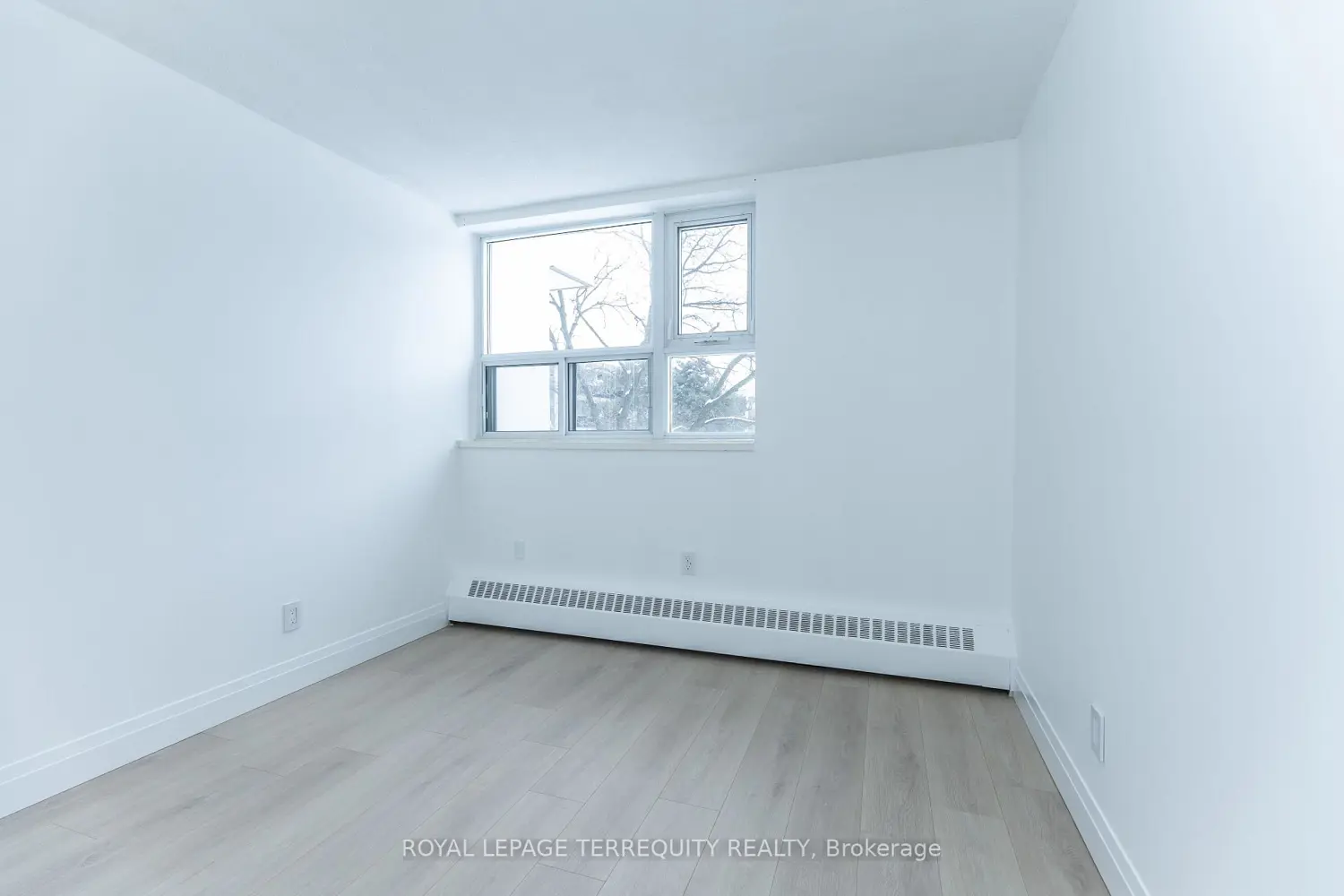 Additional image 12 of 30 Sunrise Avenue 202