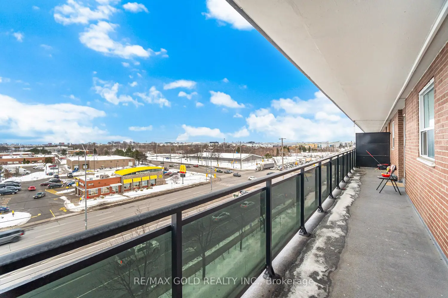 Additional image 9 of 3533 Derry Road 607