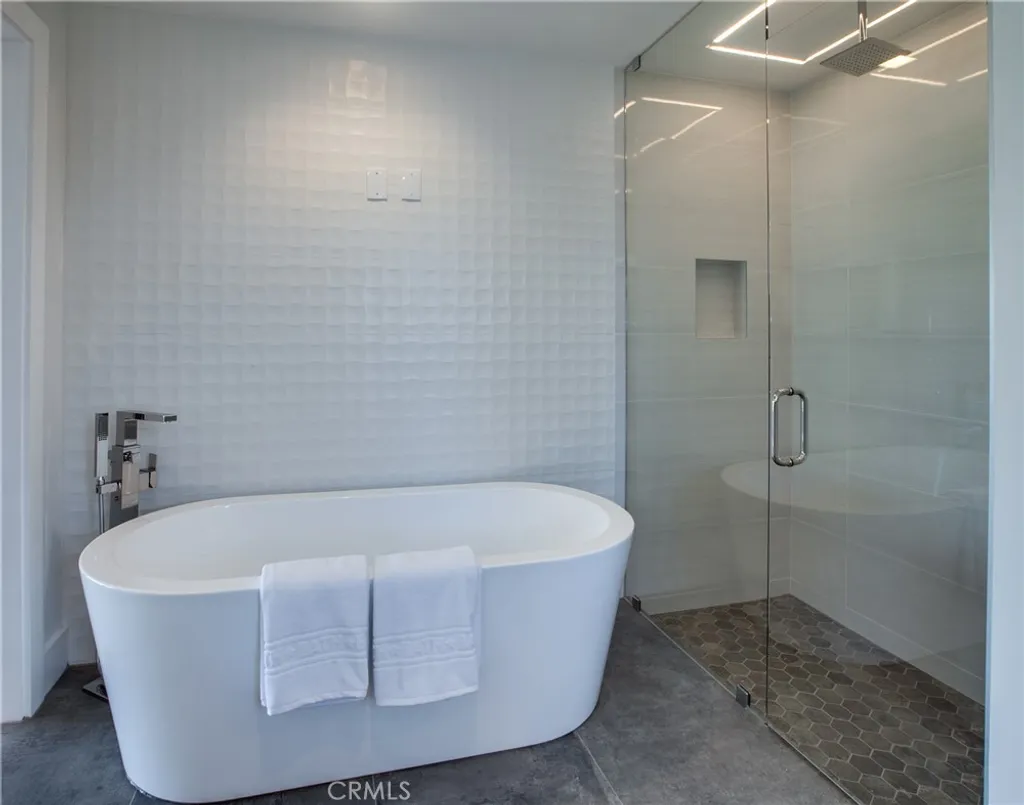 Additional image 25 of 324 Saint Andrews Road, Newport Beach, CA 92663