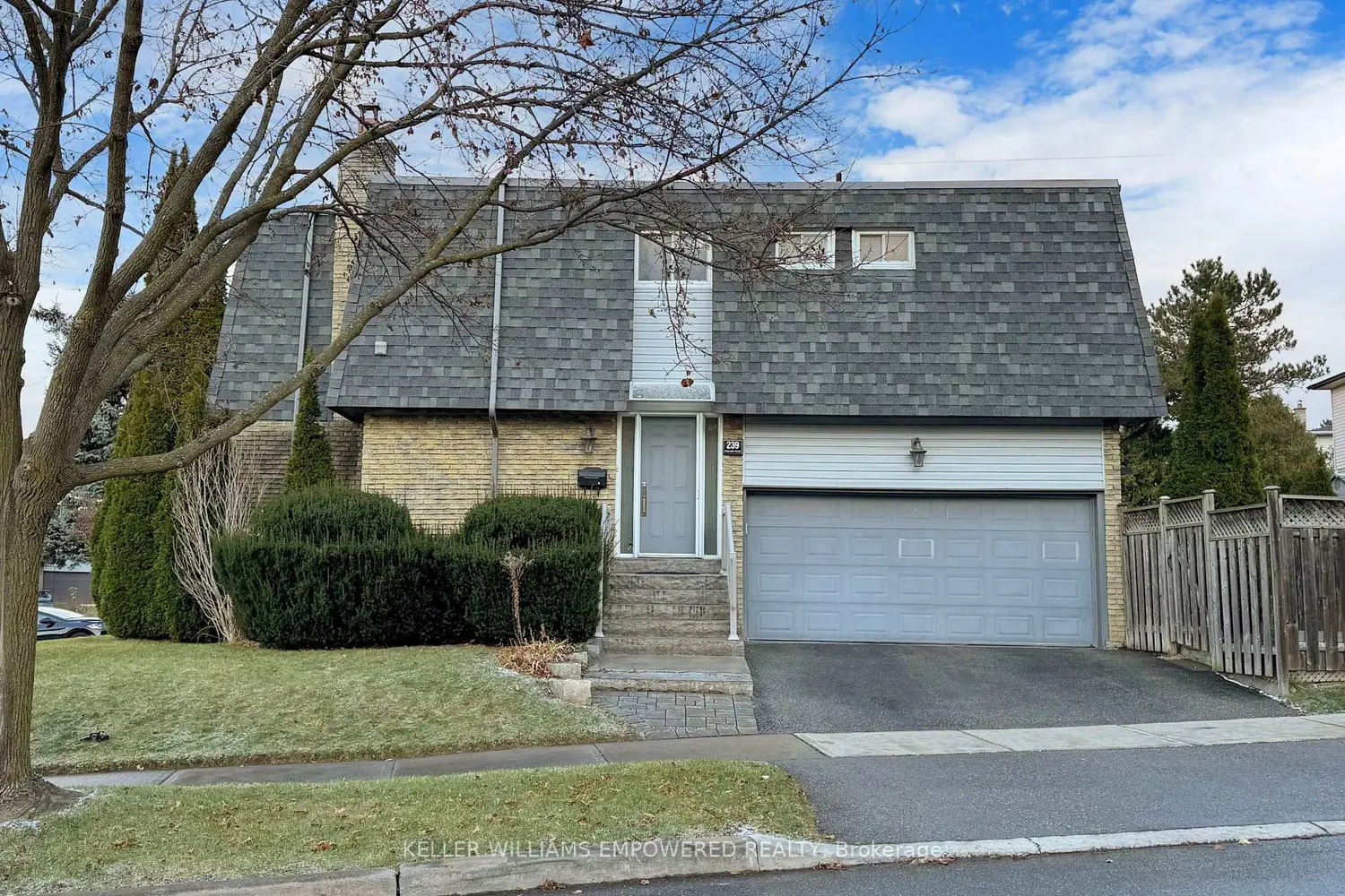 239 Pineway Blvd Boulevard
