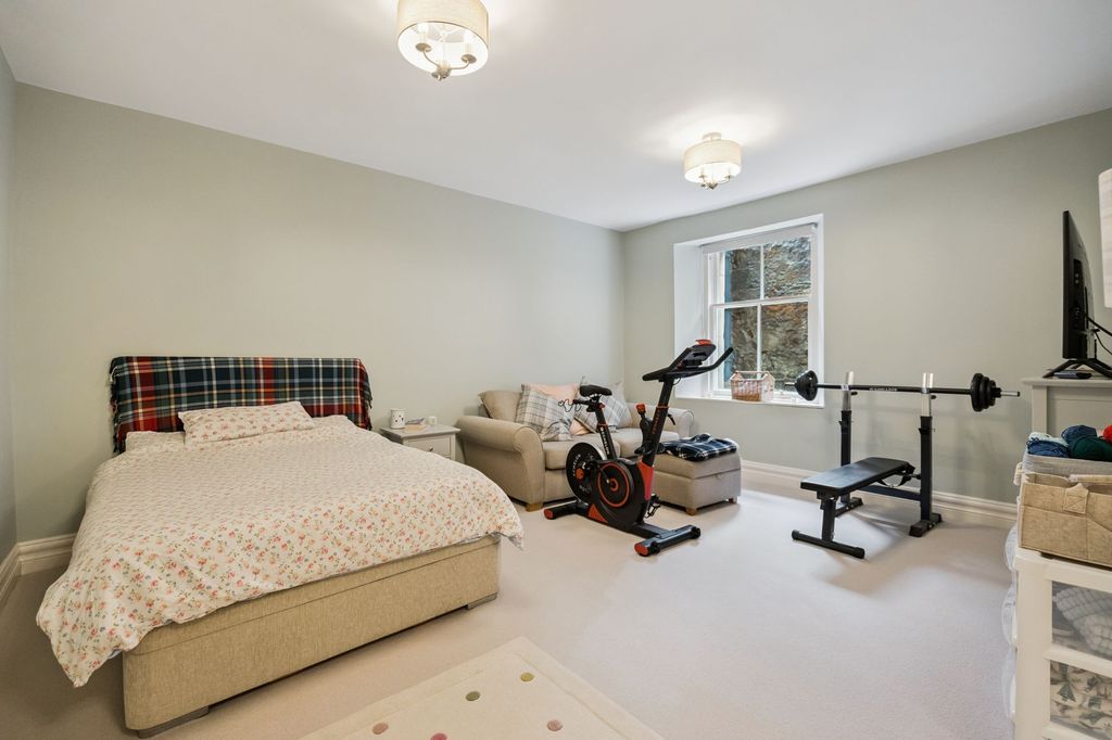 Additional image 17 of 4 bed property for saleVictoria Square, Stirling FK8