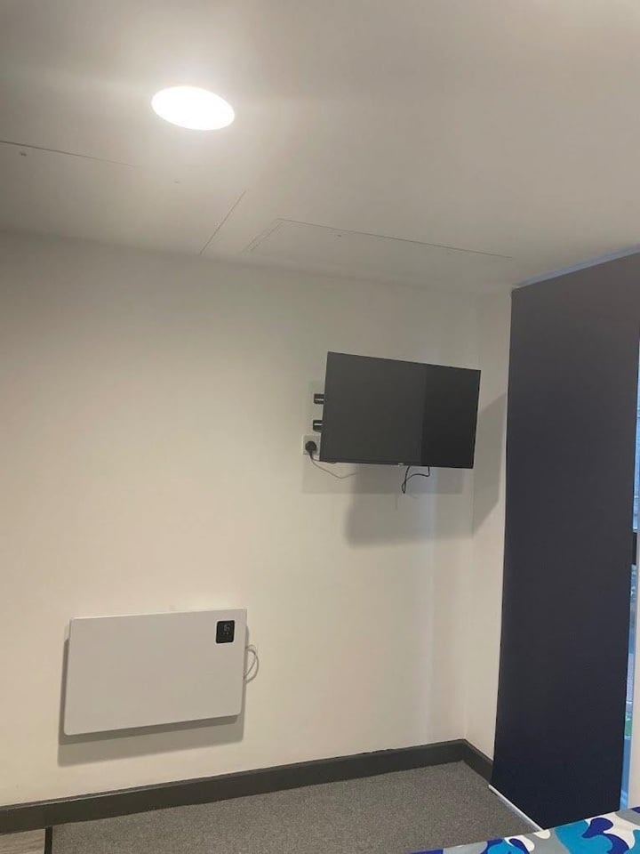 Additional image 4 of Studio Flat, Compass, B7, B7 4RB