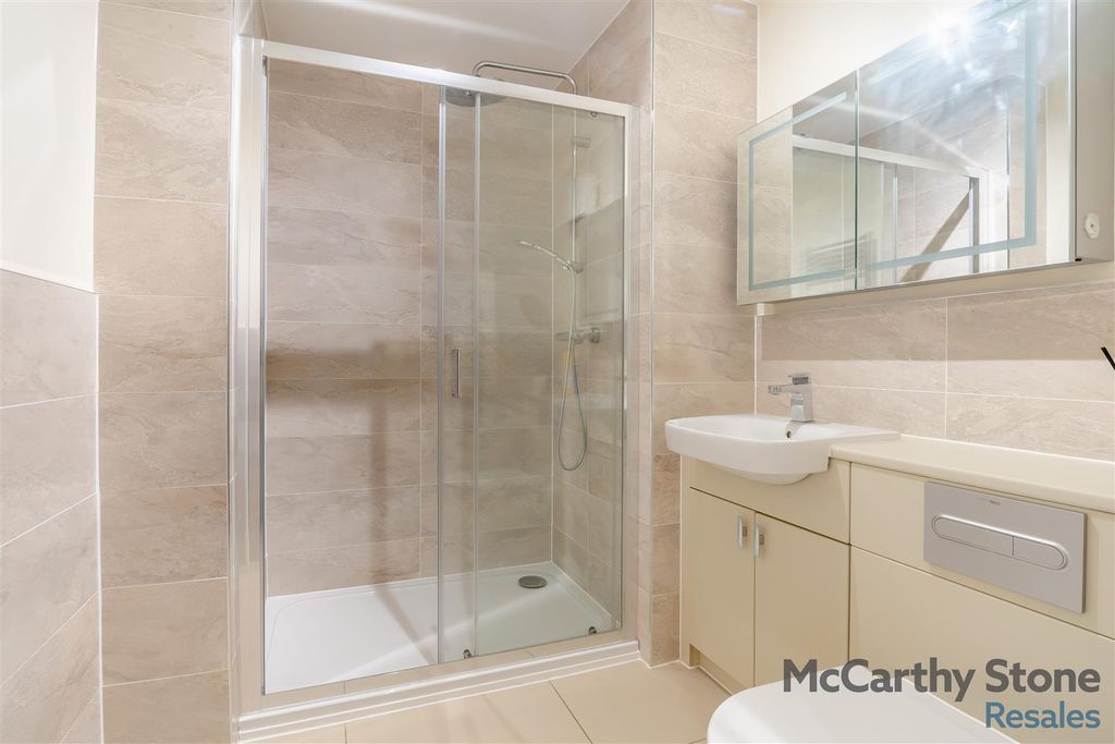 Additional image 6 of 2 bed flat for saleStapleton Court, Waller Grove, Swanland HU14