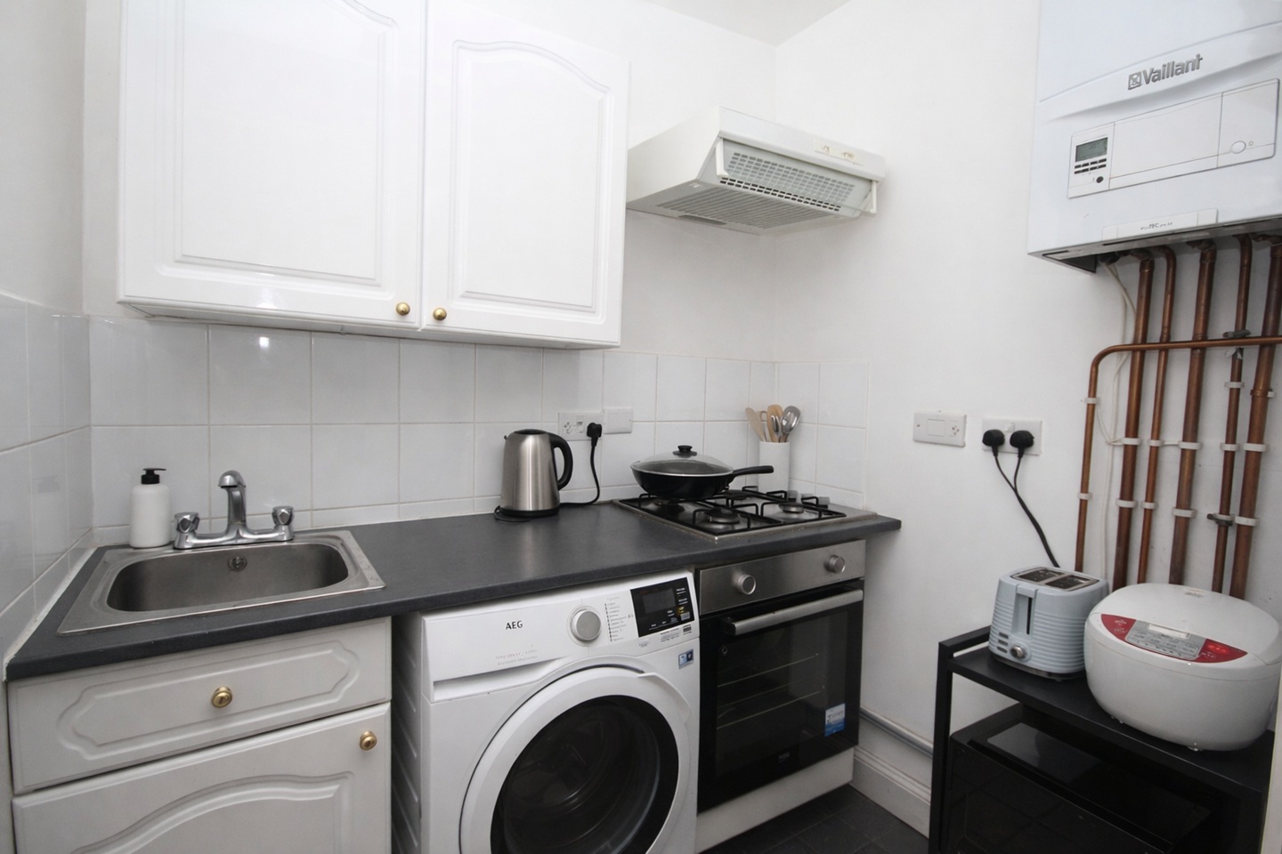 Additional image 7 of 1 Bed Flat, Greencroft Gardens, NW6, N1 7GU