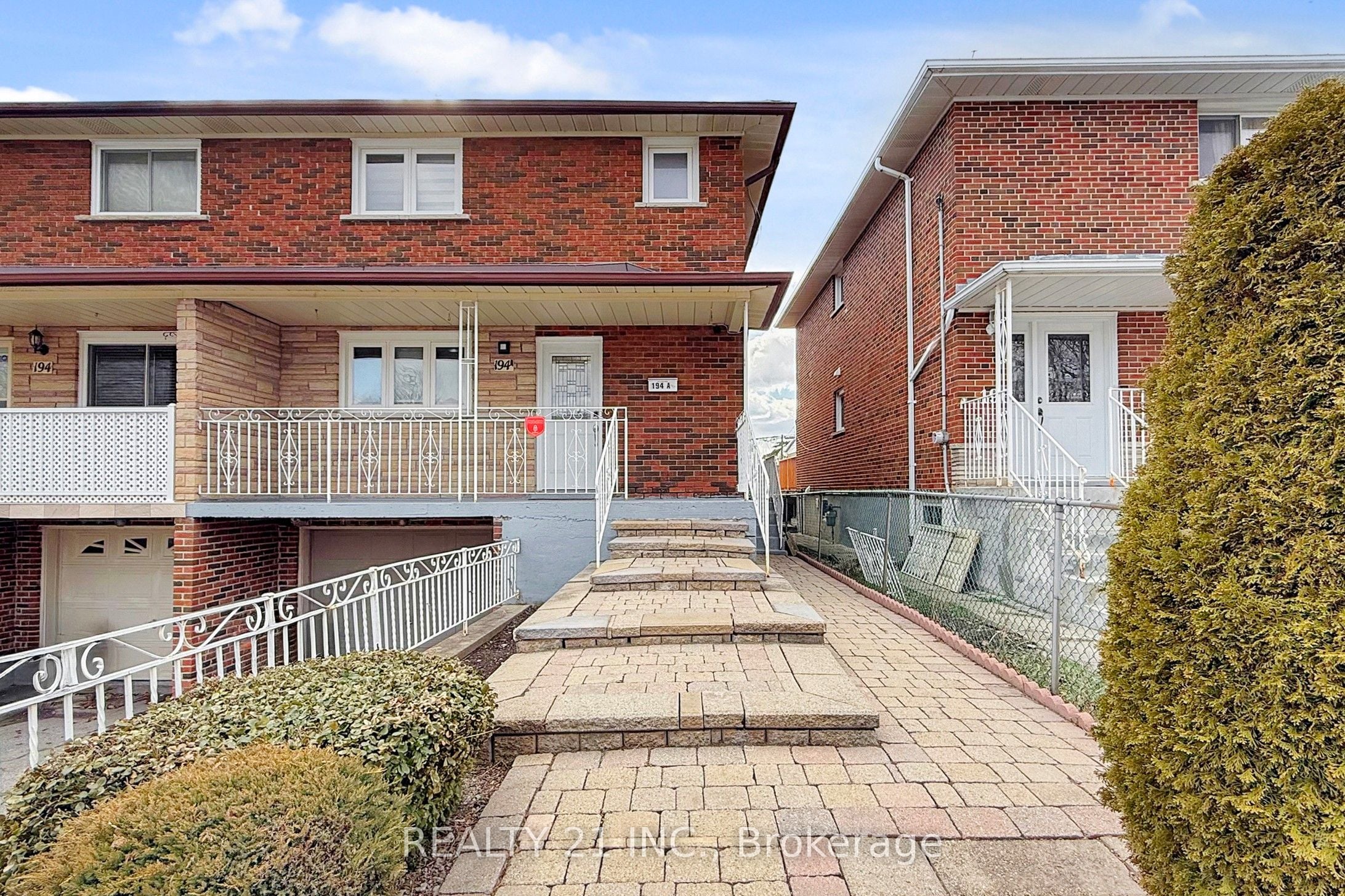 Additional image 4 of 194A Magnolia Avenue, Toronto, ON, M1K 3K8