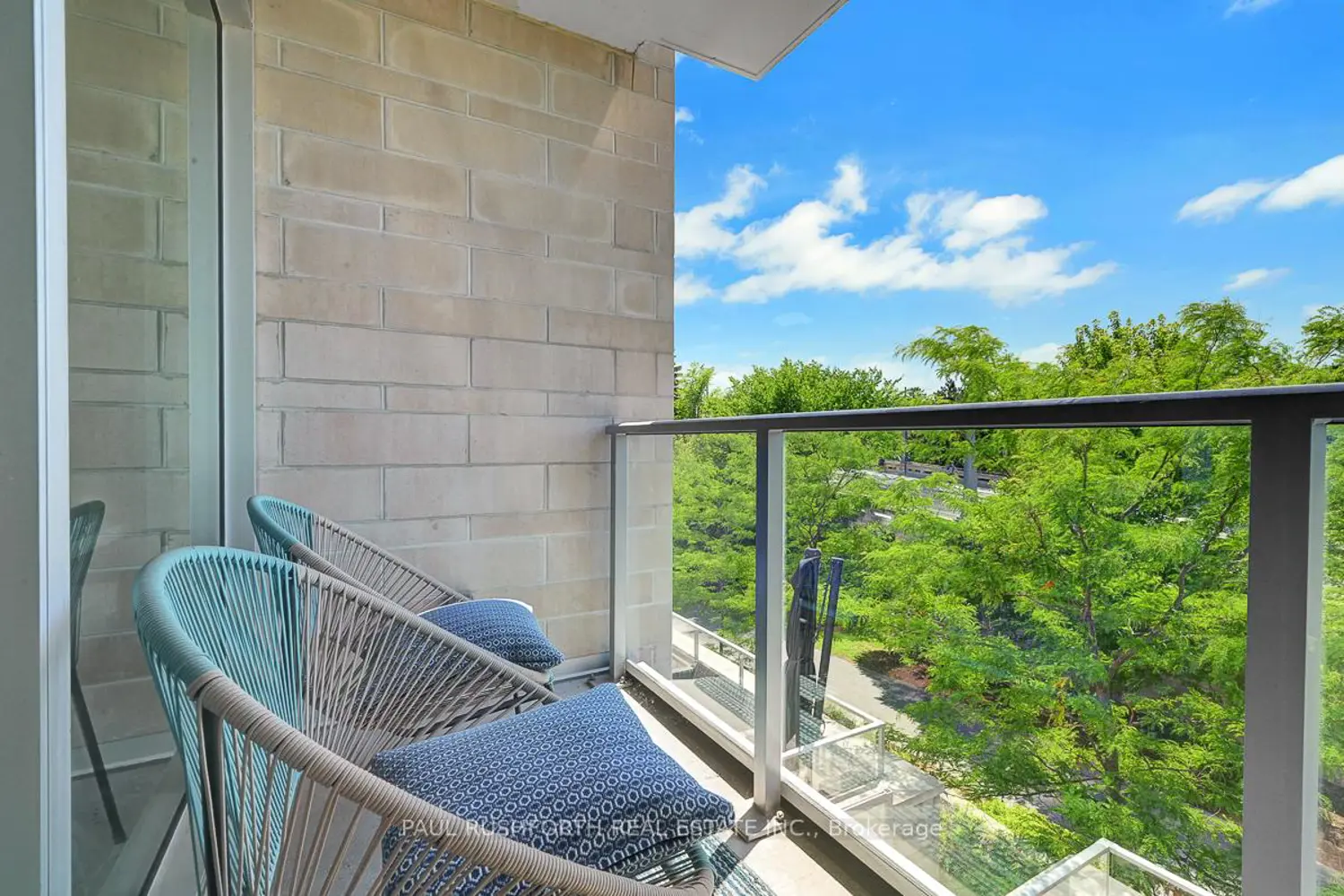 Additional image 13 of 1035 Bank Street 104