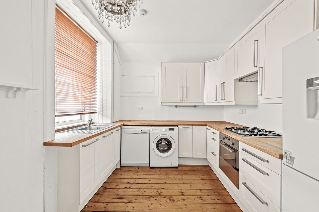 Additional image 7 of 4 bed flat for saleLion Well Wynd, Linlithgow EH49