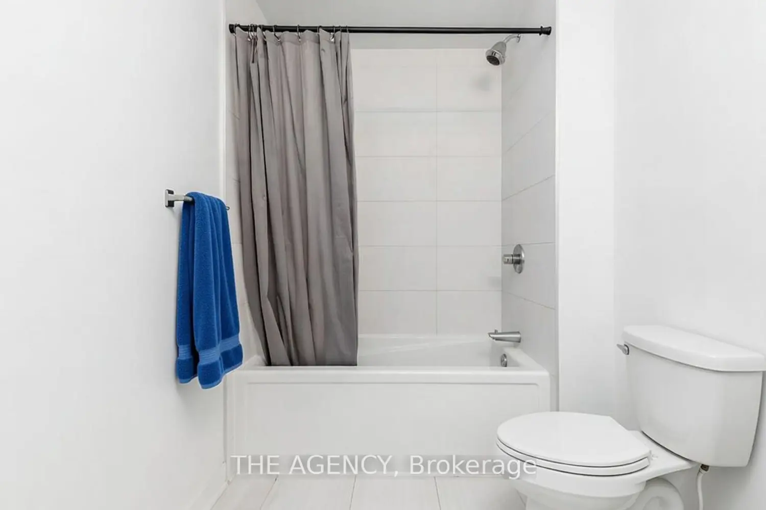 Additional image 14 of 681 Yonge Street 327