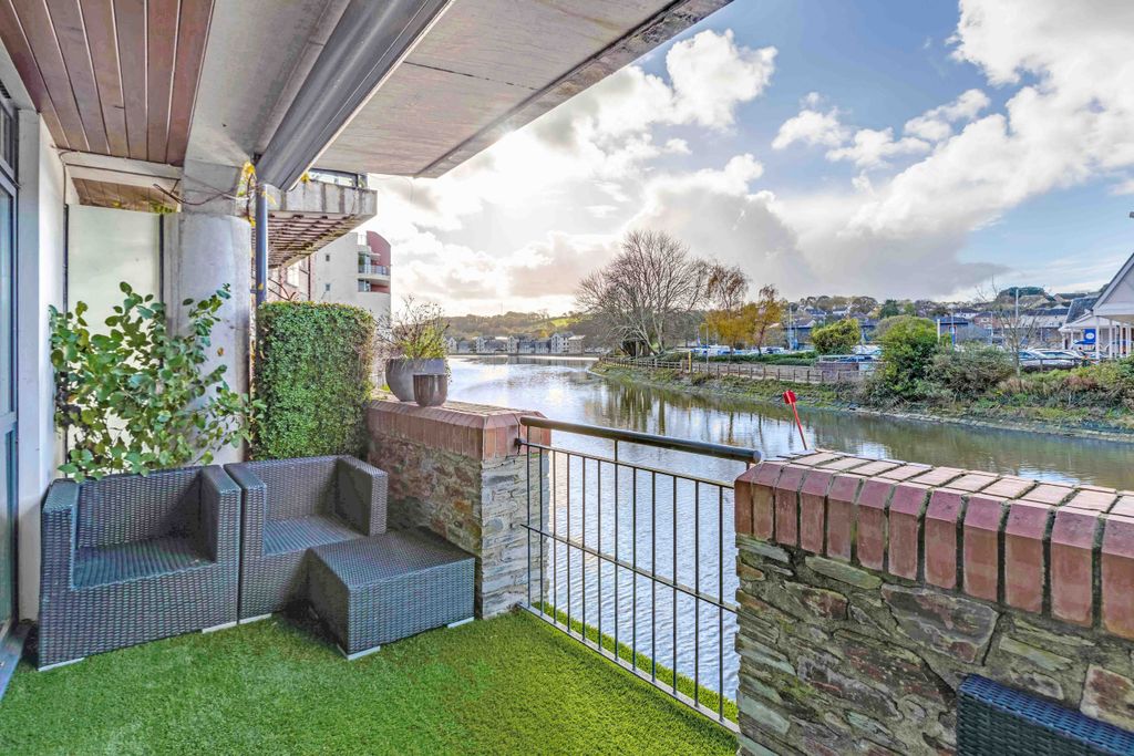 Additional image 7 of 4 bed flat for salePoltisco Wharf, Malpas Road, Truro, Cornwall TR1