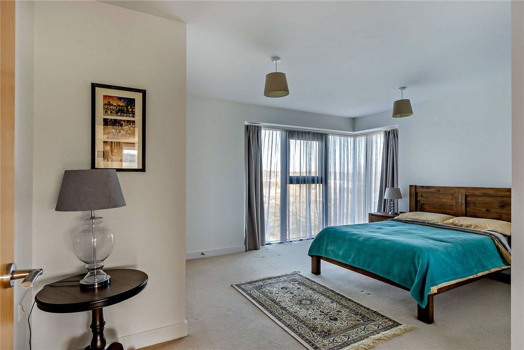 Additional image 4 of 2 bed flat for saleKingman Way, Newbury RG14