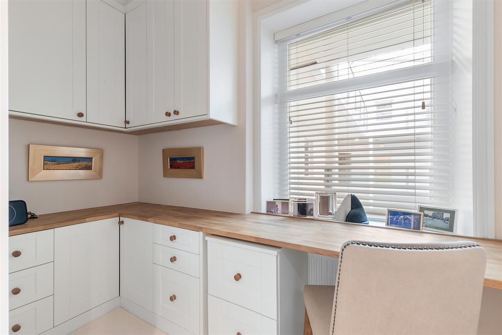 Additional image 13 of 2 bed flat for saleBrodrick Drive, Ilkley LS29