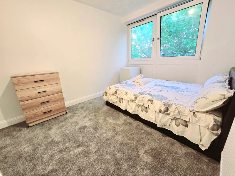 Additional image 3 of Room in a Shared House, London, E2, N1 7GU