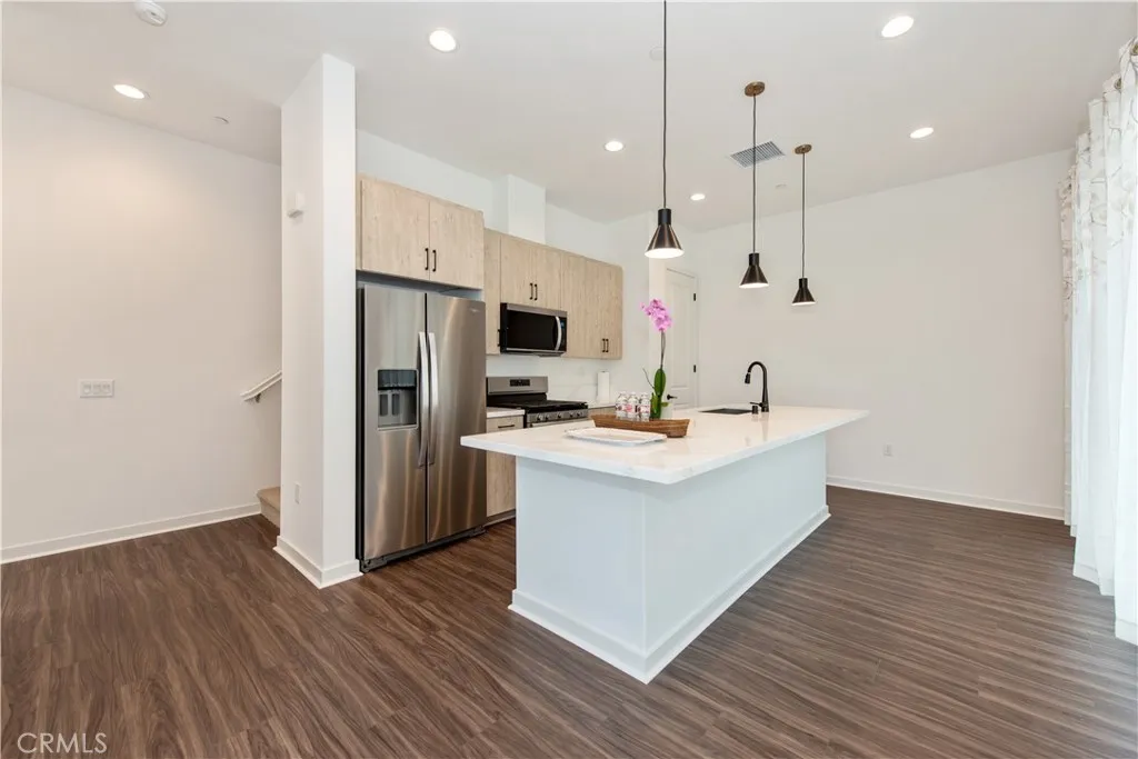 Additional image 9 of 105 Culture, Irvine, CA 92618