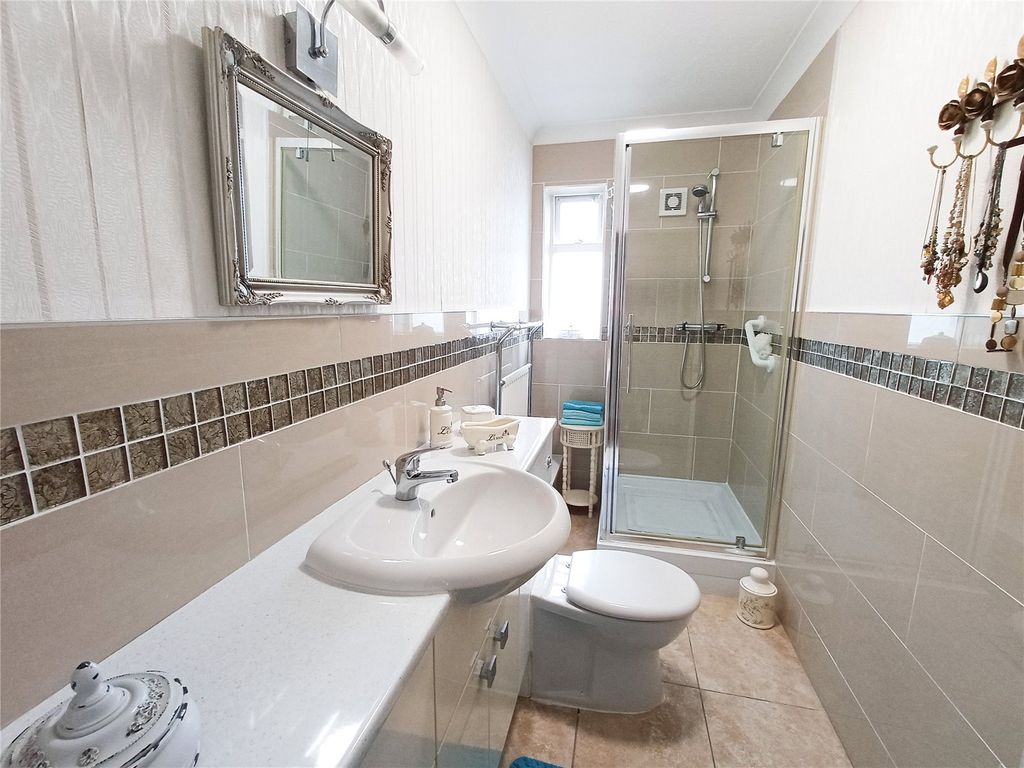 Additional image 6 of 2 bed flat for saleRest Bay Court, Rest Bay Close, Porthcawl CF36