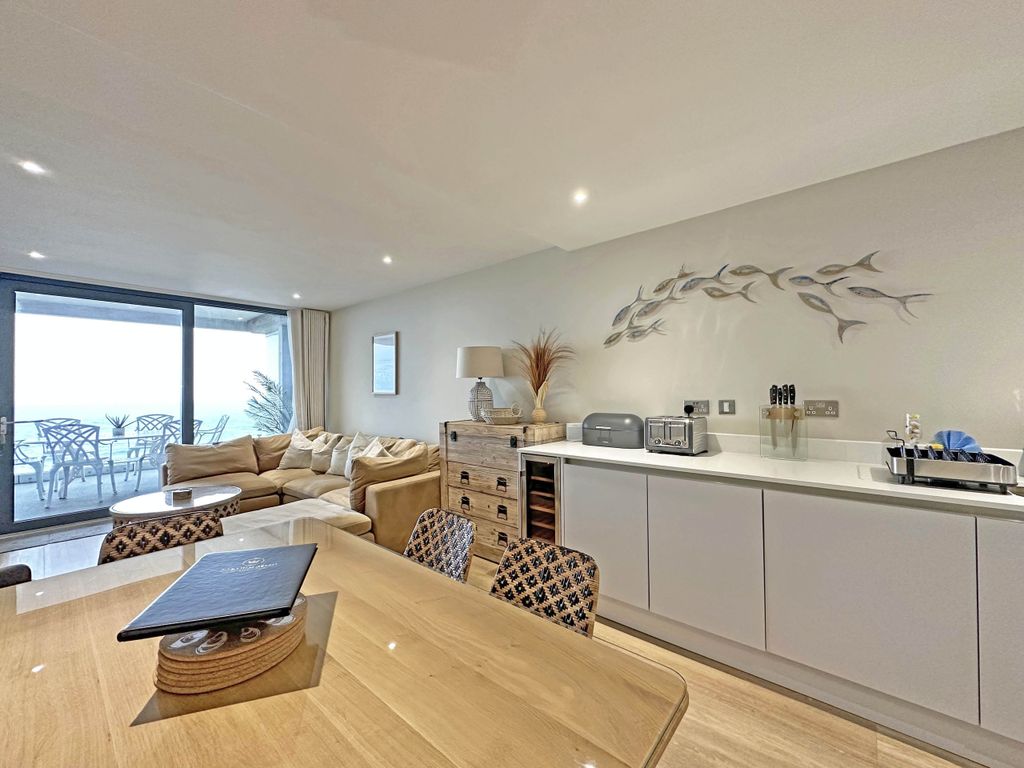Additional image 5 of 3 bed flat for saleCliff Road, Falmouth, Cornwall TR11