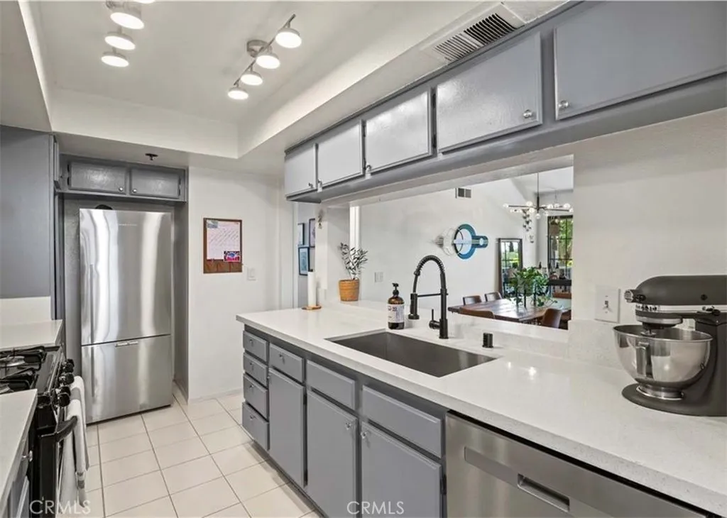 Additional image 6 of 6545 Reseda Boulevard Unit 17, Reseda, CA 91335