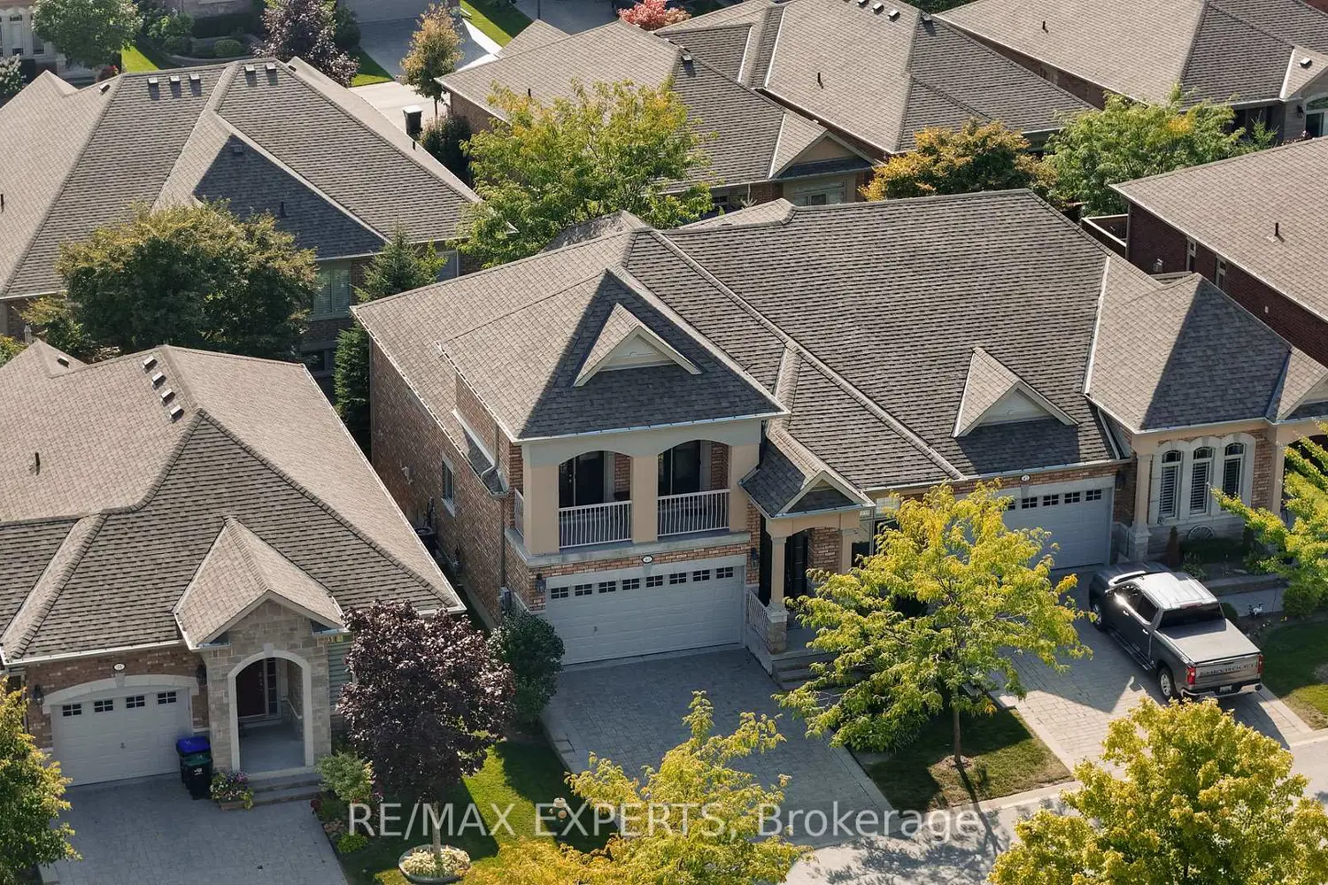 40 Hillcrest Drive photo 3