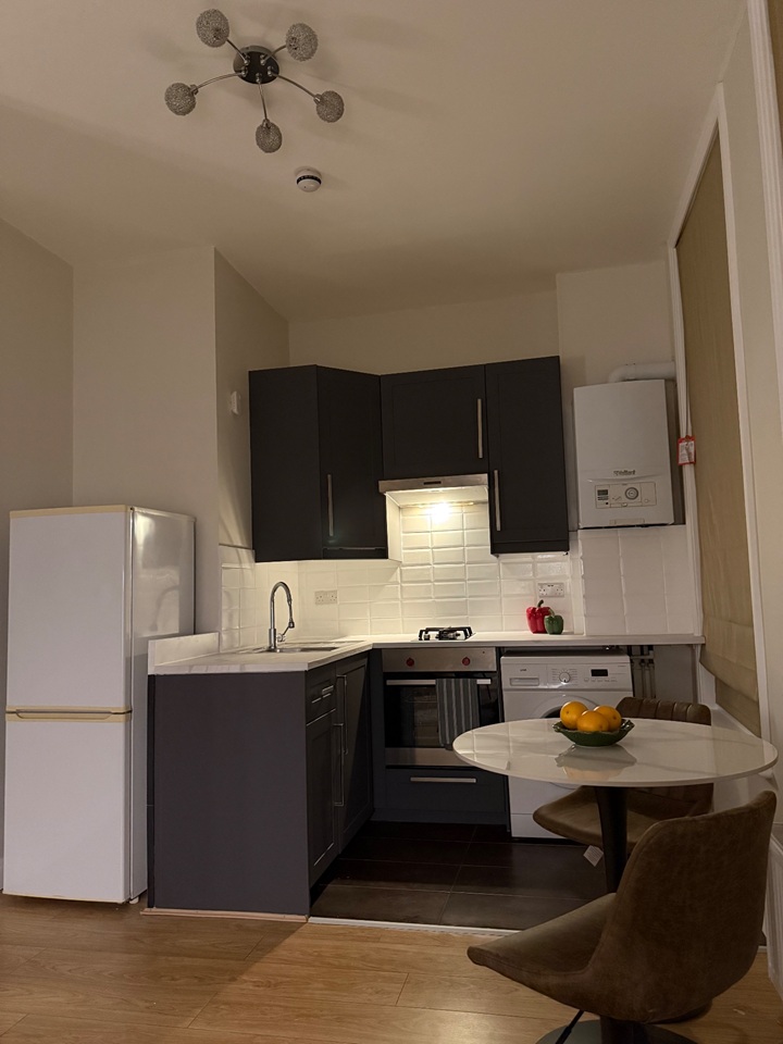 Additional image 3 of 1 Bed Flat, Harrow Road, W9, N1 7GU