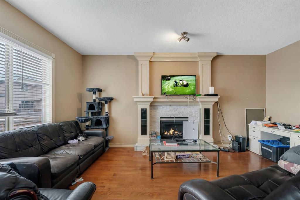 Additional image 3 of 35 Cranleigh Drive SE, Calgary, AB, T3M 1G7