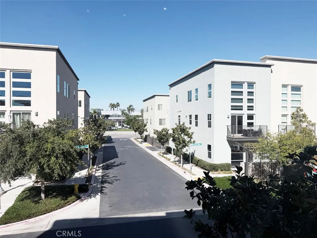 Additional image 92 of 1508 W Artesia Sq, Gardena, CA 90248