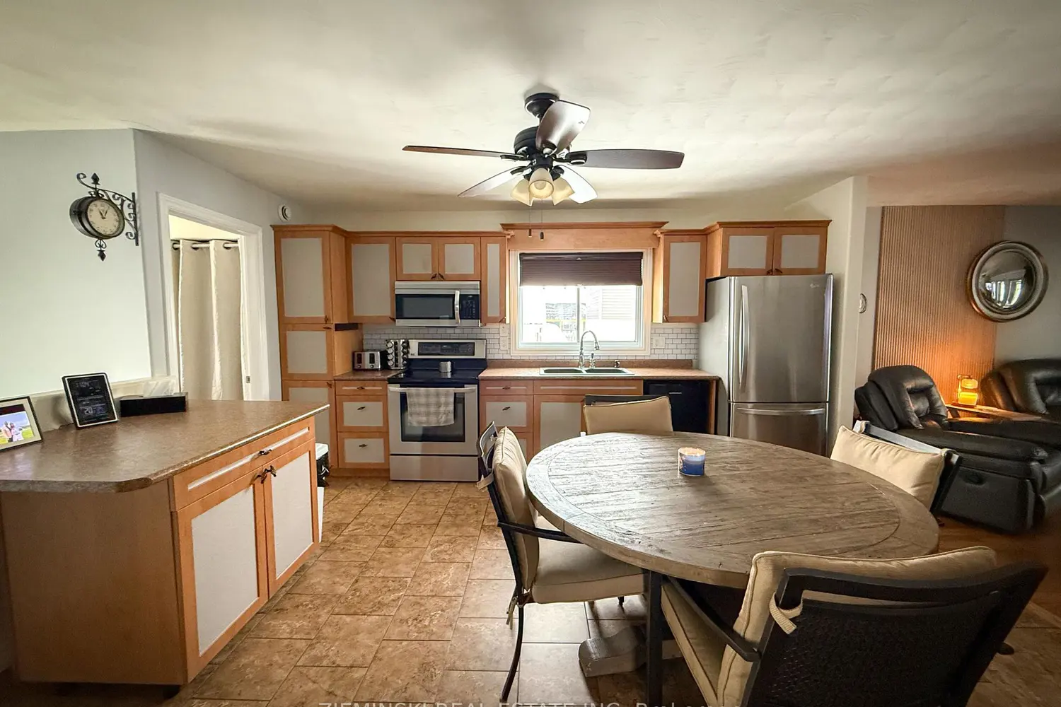 Additional image 5 of 218 Mountjoy Street