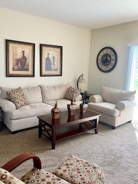 12 Fernwood Dr, Lancaster, NY, 14086