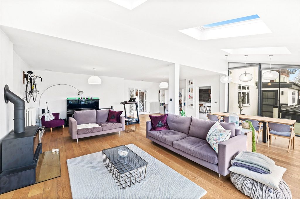 Additional image 4 of 5 bed detached house for saleDyke Close, Hove, East Sussex BN3