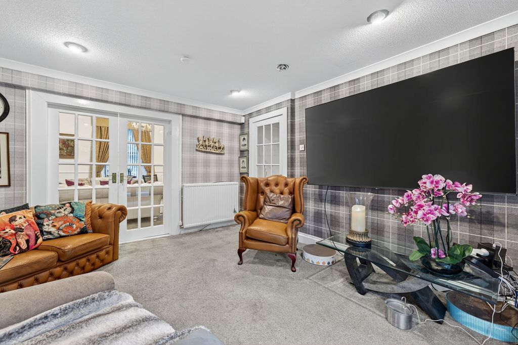 Additional image 13 of 5 bed villa for sale71 London Road, Kilmarnock KA3