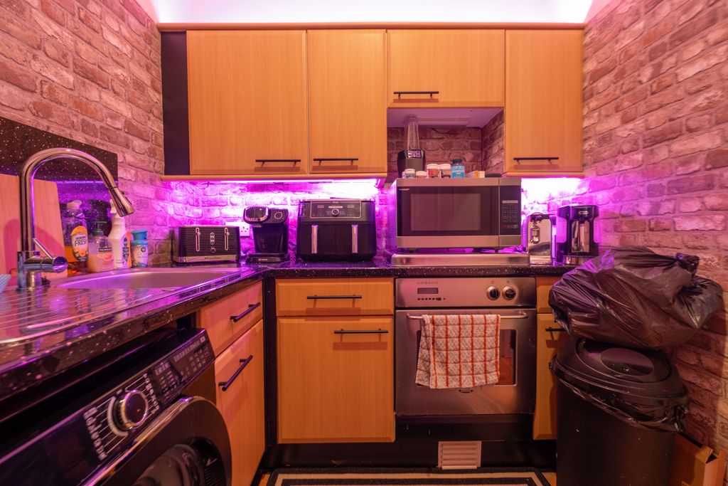 Additional image 5 of 2 bed flat for saleDalrymple Street, Girvan KA26