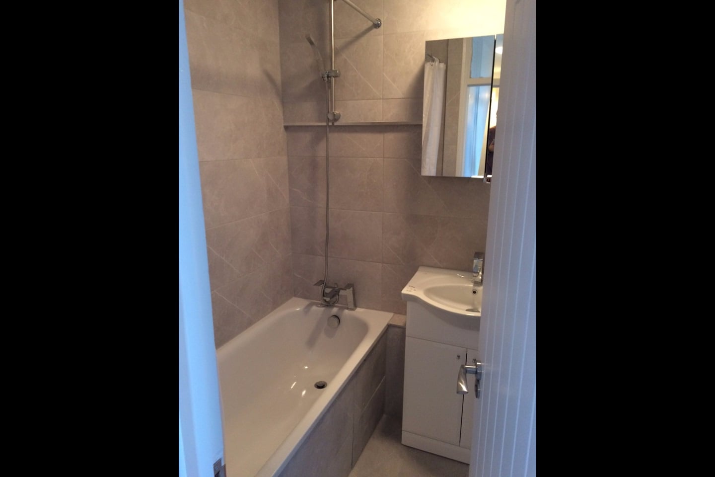 Additional image 9 of 2 Bed Flat, Rotherhithe New Road, SE16, N1 7GU