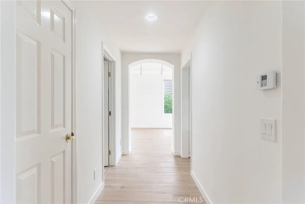 Additional image 16 of 562 Ravensbury St, Lake Sherwood, CA 91361