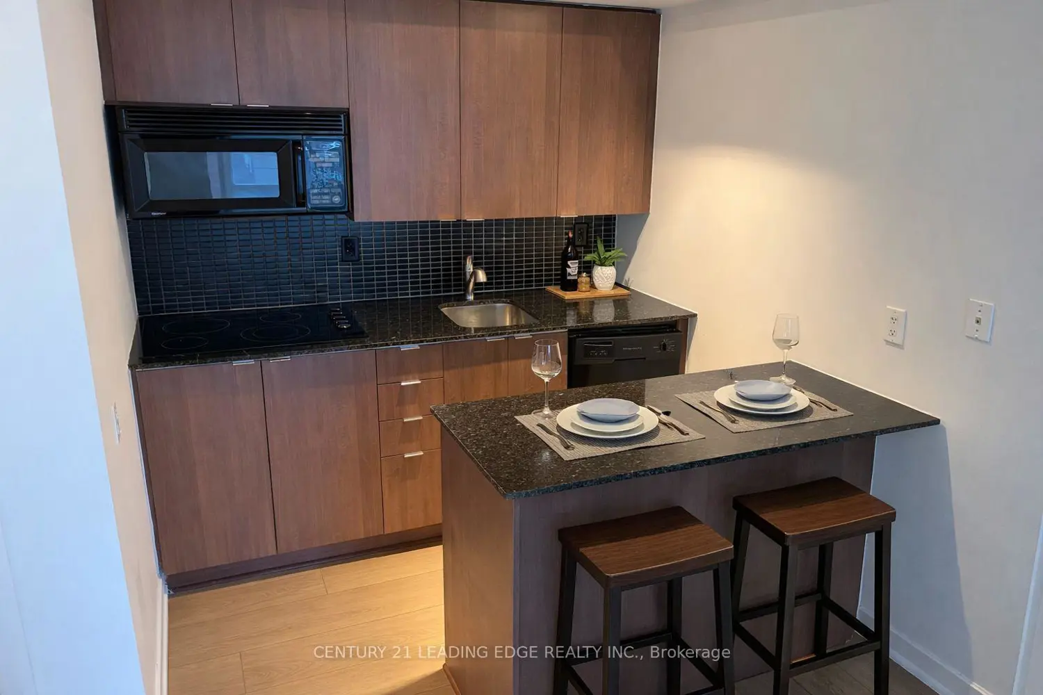 Additional image 6 of 8 Colborne Street 1103