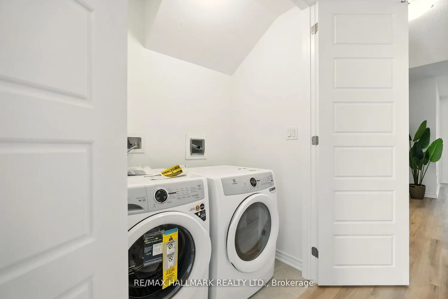 Additional image 17 of 716 Keast Place