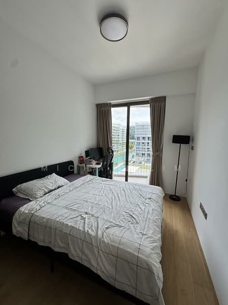 22 Harbourfront Avenue