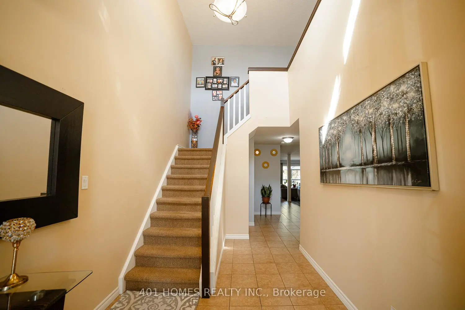 2059 Rollingacres Drive photo 3