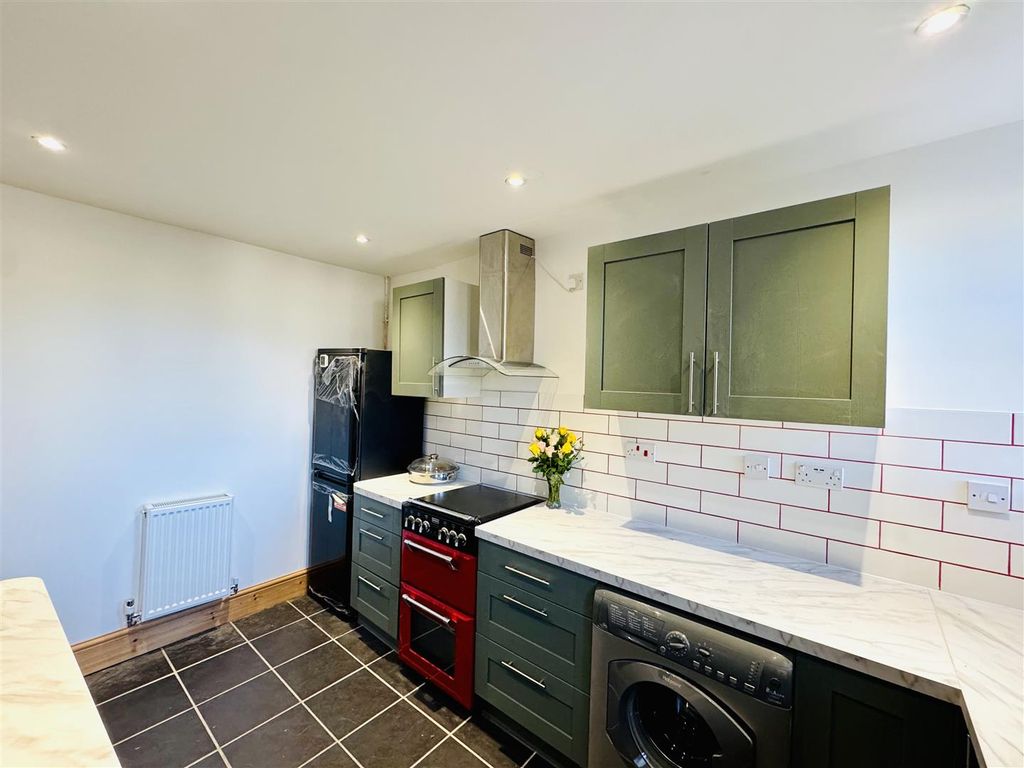 Additional image 18 of 7 bed property for saleClarence Street, Brynmawr, Ebbw Vale NP23
