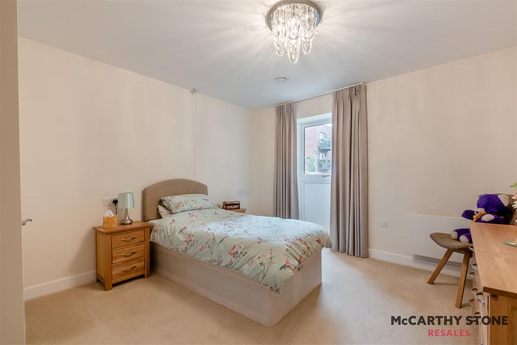 Additional image 9 of 1 bed flat for saleThe Moors, Thatcham RG19