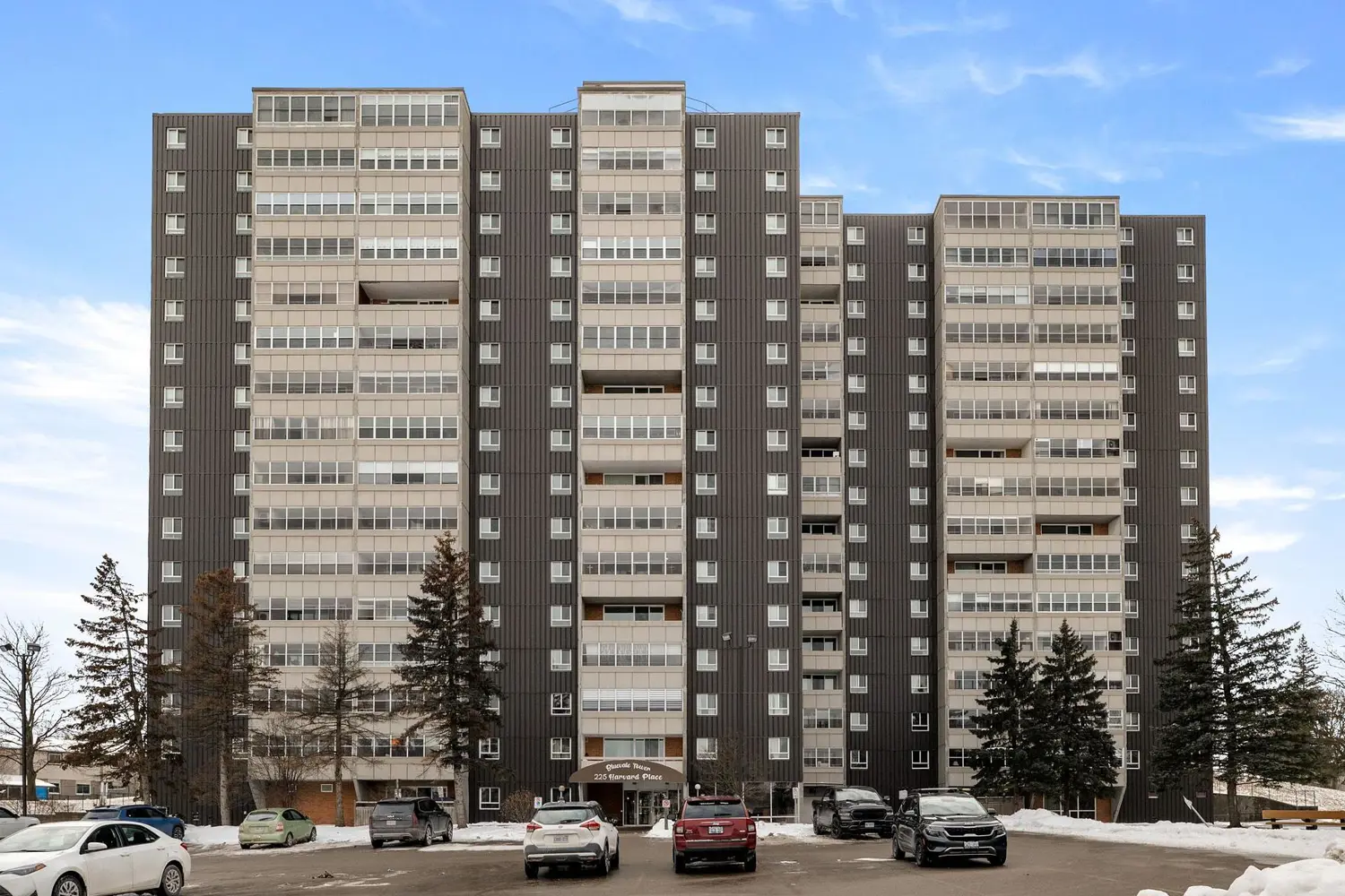 225 Harvard Place 1005